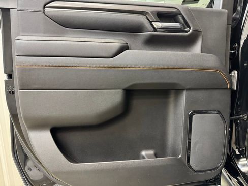 Used 2024 GMC Sierra 2500 AT4 w/ AT4 Premium Plus Package image 16