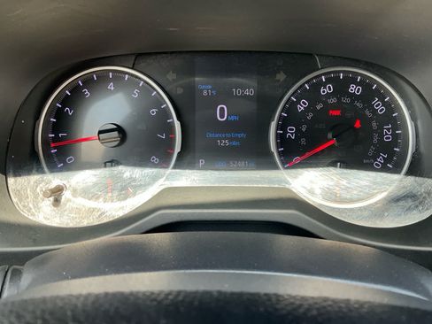 Used 2021 Toyota RAV4 LE AWD/4WD image 17
