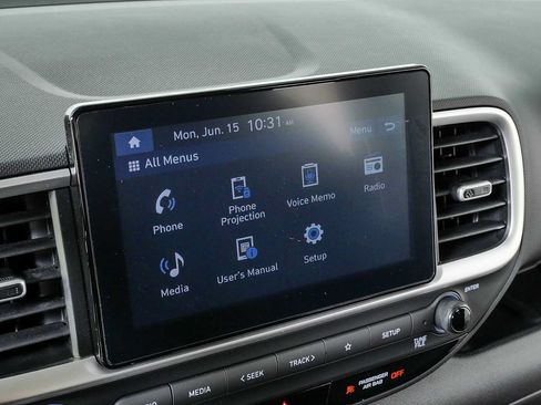 Used 2023 Hyundai Venue SE FWD image 14