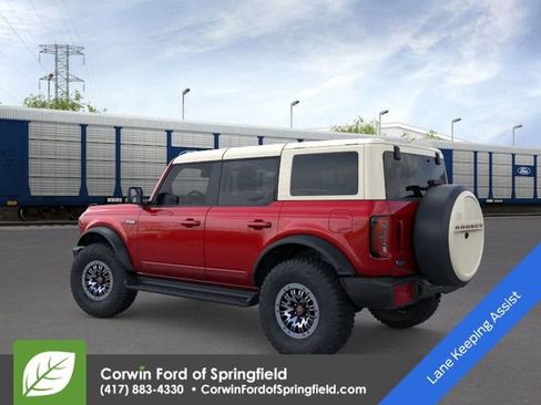 New 2026 Ford Bronco Outer Banks image 4