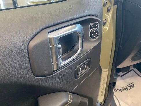 New 2025 Jeep Wrangler Unlimited Rubicon 392 image 14