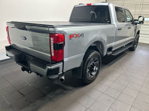 Used 2024 Ford F250 XL w/ STX Appearance Package AWD/4WD image 3