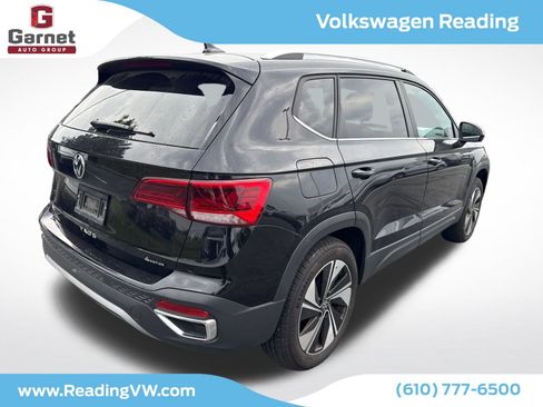 Used 2024 Volkswagen Taos SE AWD/4WD image 5