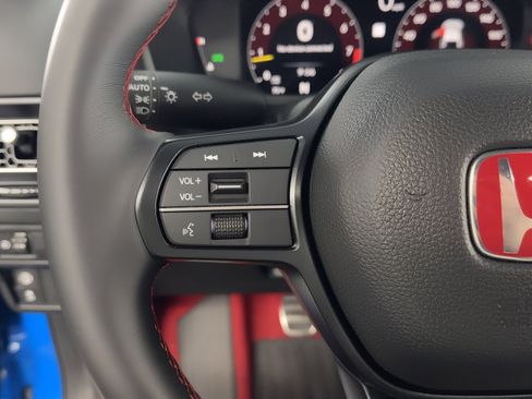 Used 2025 Honda Civic Type R image 21