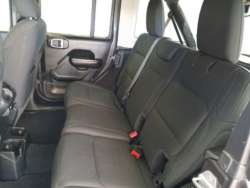 Used 2020 Jeep Wrangler Unlimited Sport S image 13