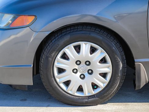 Used 2009 Honda Civic DX-VP image 12