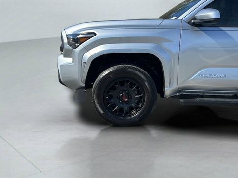Used 2024 Toyota Tacoma SR5 image 10