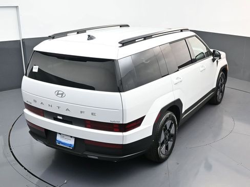 Used 2026 Hyundai Santa Fe SEL FWD image 16