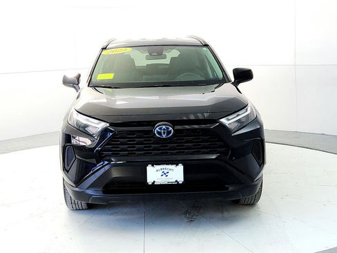 Used 2023 Toyota RAV4 LE image 5