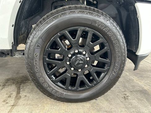 Used 2025 RAM 2500 Limited AWD/4WD image 27