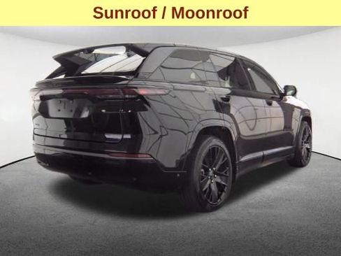 Used 2024 Jeep Wagoneer Launch Edition AWD/4WD image 5