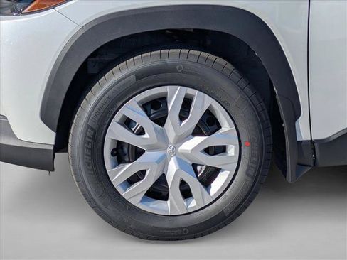 New 2026 Toyota Camry LE w/ Convenience Package FWD image 10