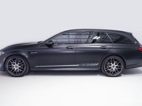 Used 2023 Mercedes-Benz E 63 AMG S image 4