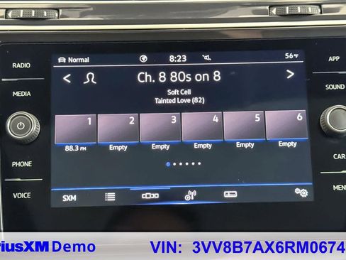 Used 2024 Volkswagen Tiguan SE R-Line image 28