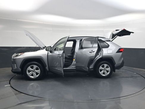 Used 2019 Toyota RAV4 XLE w/ Convenience Package AWD/4WD image 36