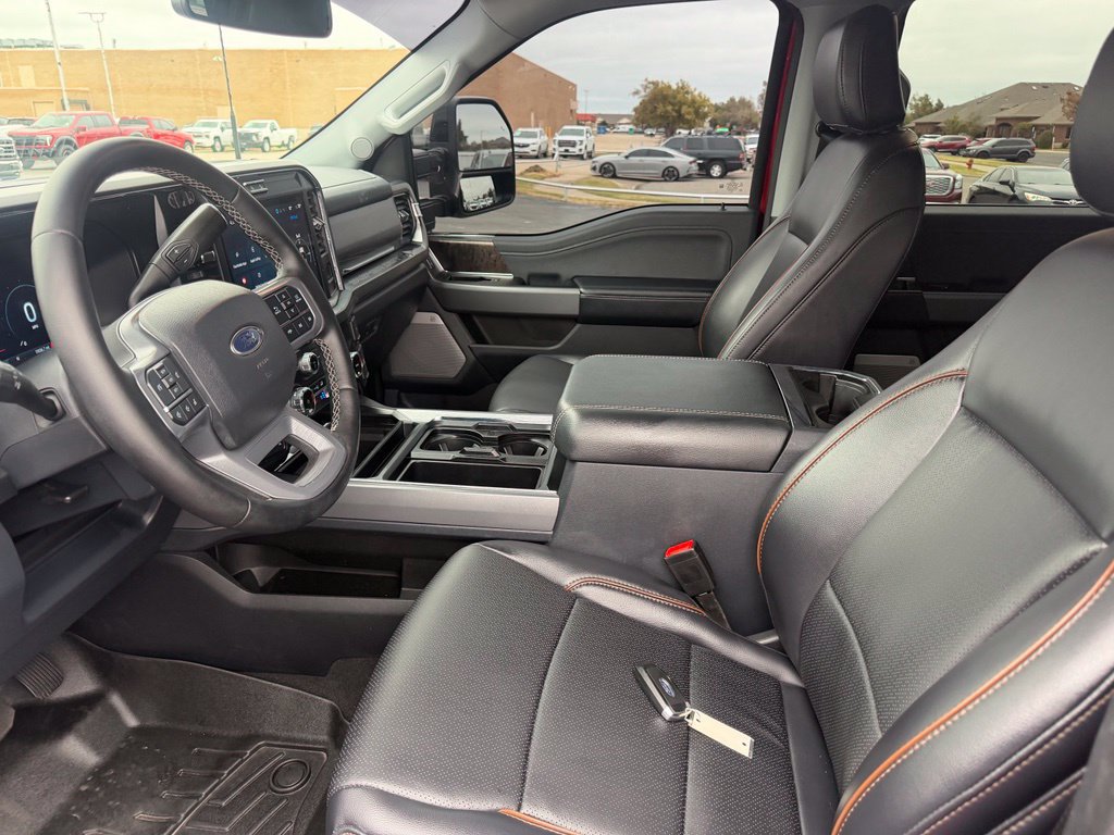 Used 2025 Ford F250 Lariat w/ Black Appearance Package AWD/4WD image 26