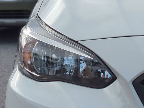 Used 2023 Subaru Crosstrek 2.0i Premium image 12