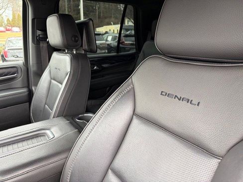 Used 2021 GMC Yukon Denali image 14