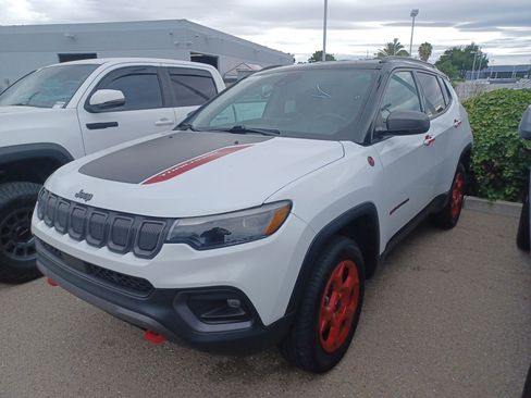 Used 2022 Jeep Compass Trailhawk w/ Trailhawk Elite Group AWD/4WD image 1