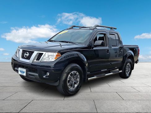 Used 2016 Nissan Frontier PRO-4X w/ Pro-4x Luxury Package AWD/4WD image 3