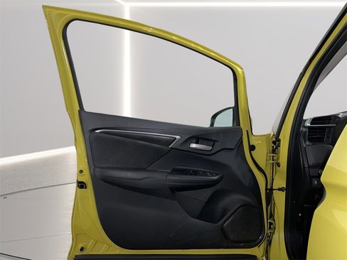 Used 2015 Honda Fit EX image 6