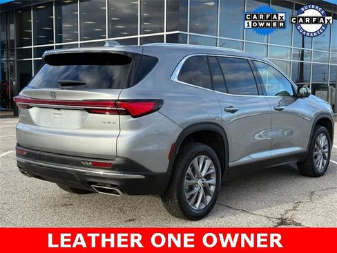 Certified 2025 Buick Enclave Preferred w/ Power Package image 5