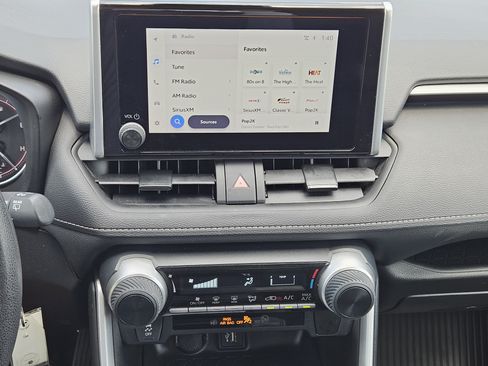 Used 2023 Toyota RAV4 LE FWD image 18