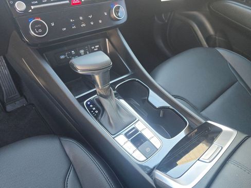 Used 2025 Hyundai Tucson SEL image 16