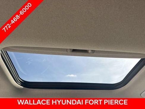 Used 2024 Hyundai Santa Fe Limited AWD/4WD image 14