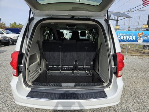Used 2017 Dodge Grand Caravan SE w/ Power Window Group image 23