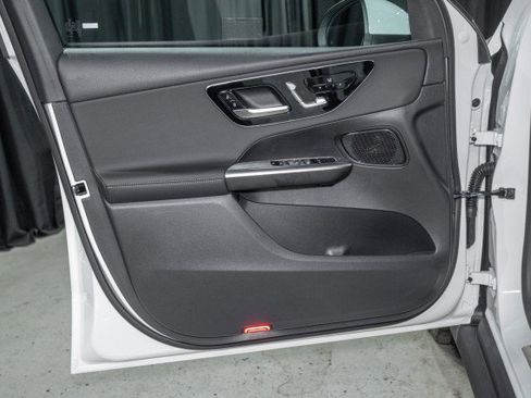 Certified 2026 Mercedes-Benz GLC 300 4MATIC image 10