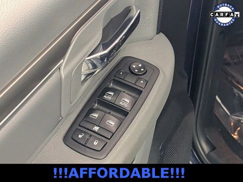 Used 2018 RAM 1500 Classic SLT image 15