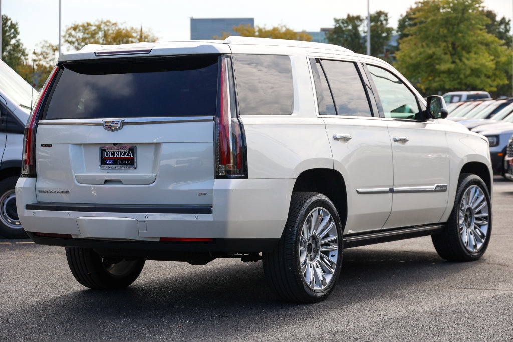 Used 2015 Cadillac Escalade Platinum AWD/4WD image 25