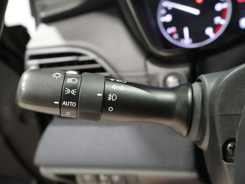 Used 2023 Subaru Outback Premium AWD/4WD image 37