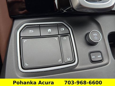 Used 2023 Acura MDX SH-AWD w/ Technology Package image 18