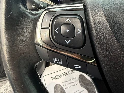 Used 2018 Toyota Avalon Limited w/ Protection Package FWD image 24