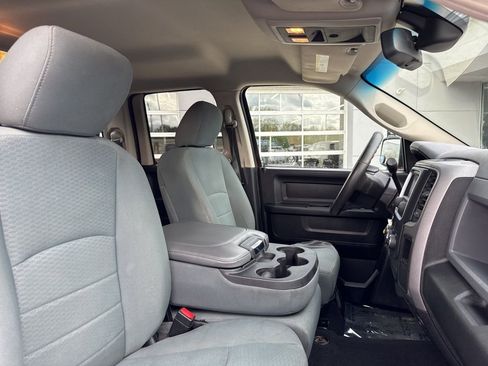 Used 2014 RAM 1500 Express RWD image 37
