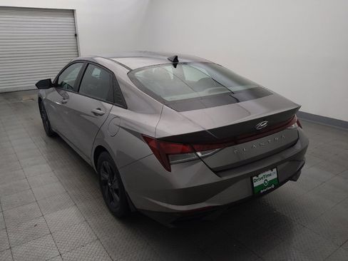 Used 2023 Hyundai Elantra SEL image 5