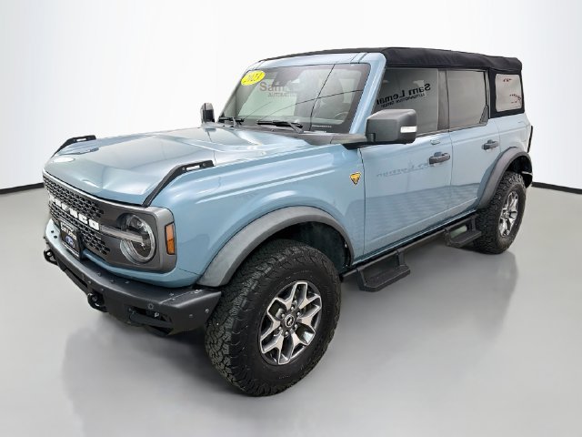 Used 2023 Ford Bronco Badlands AWD/4WD image 3