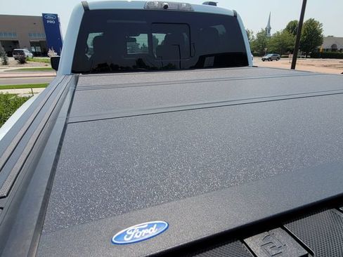 Used 2025 Ford F150 Raptor AWD/4WD image 15