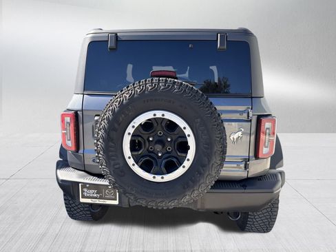 Used 2022 Ford Bronco Badlands w/ Sasquatch Package image 7