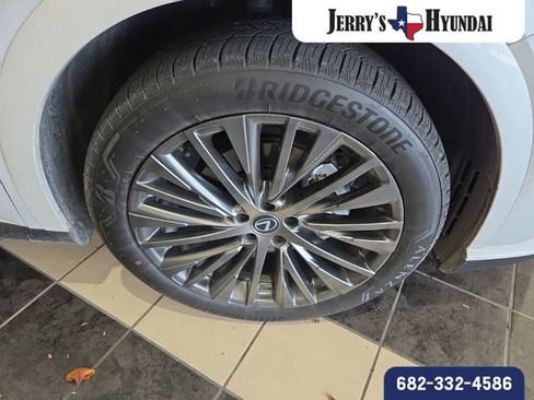 Used 2023 Lexus RX 350 FWD w/ Cold Area Package image 4