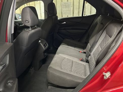 Used 2018 Chevrolet Equinox LT AWD/4WD image 10