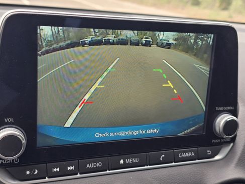 Used 2024 Nissan Sentra SV w/ All-Weather Package image 17