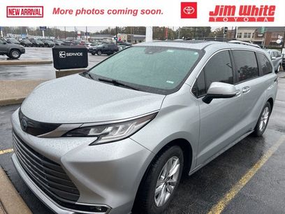 Used 2022 Toyota Sienna Limited