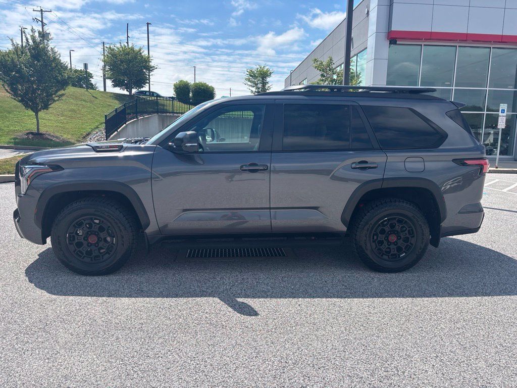 Used 2025 Toyota Sequoia TRD Pro AWD/4WD image 11