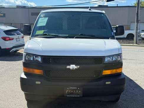 Used 2024 Chevrolet Express 2500 w/ Driver Convenience Package RWD image 10