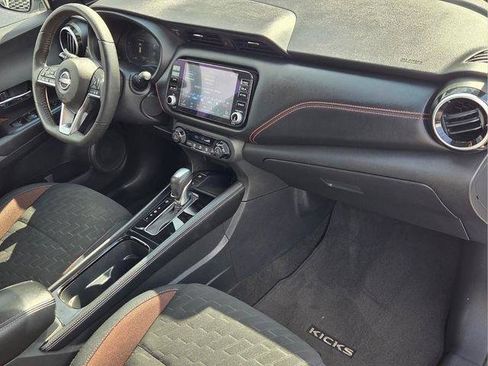 Used 2024 Nissan Kicks SR w/ Exterior Package FWD image 18