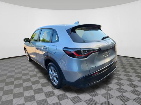 Used 2024 Honda HR-V LX image 3