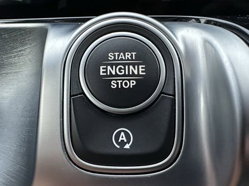 Certified 2022 Mercedes-Benz GLB 250 4MATIC image 25